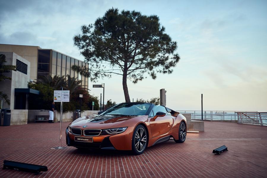  BMW i8 Roadster Formula E Safety Car (I15) 2019 года  (фото 35 из 58)